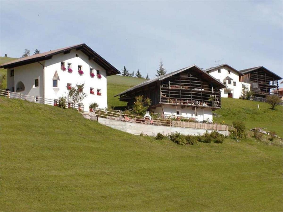 Agriturismo Apartments Tuene Ortisei Kültér fotó