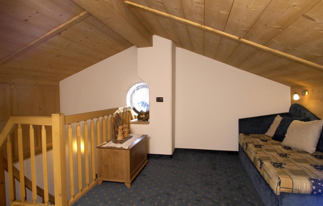 Agriturismo Apartments Tuene Ortisei Kültér fotó