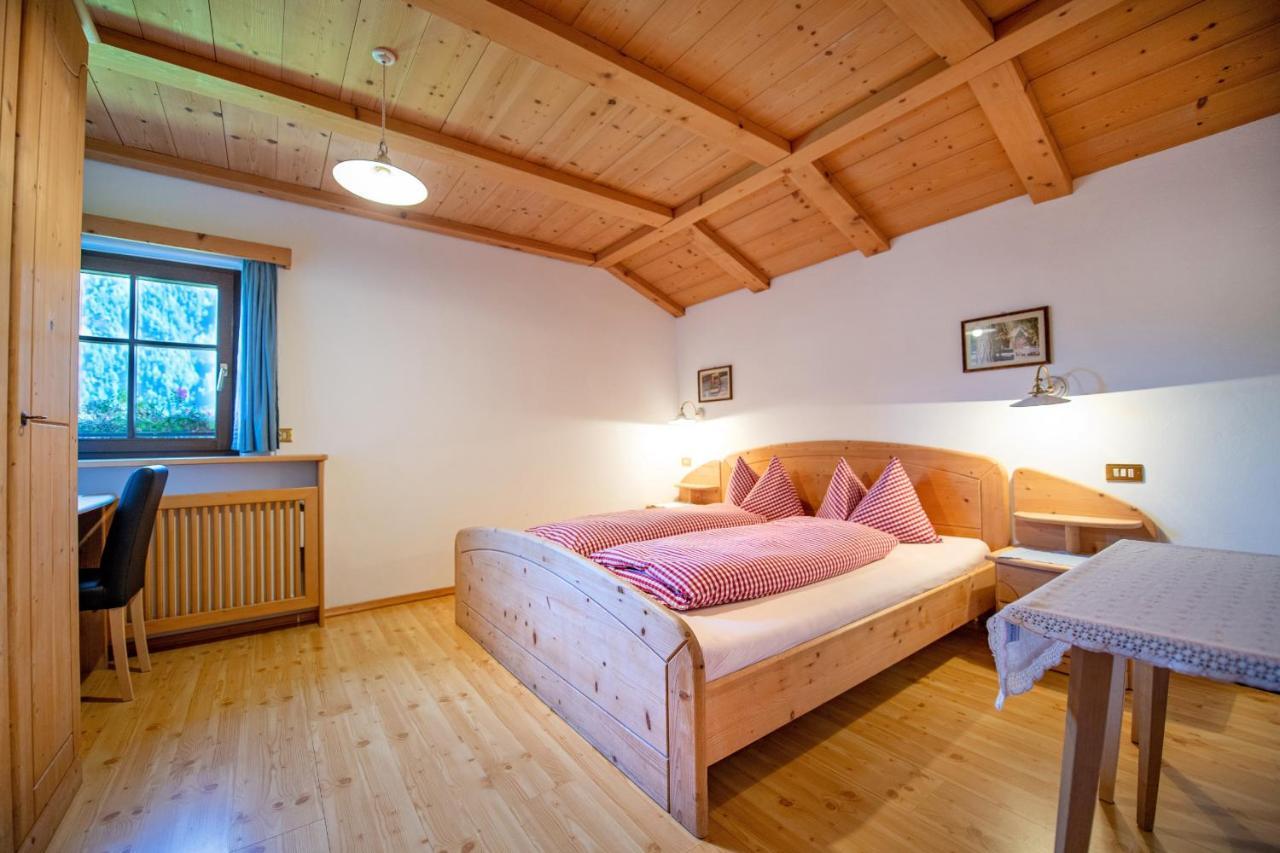 Agriturismo Apartments Tuene Ortisei Kültér fotó