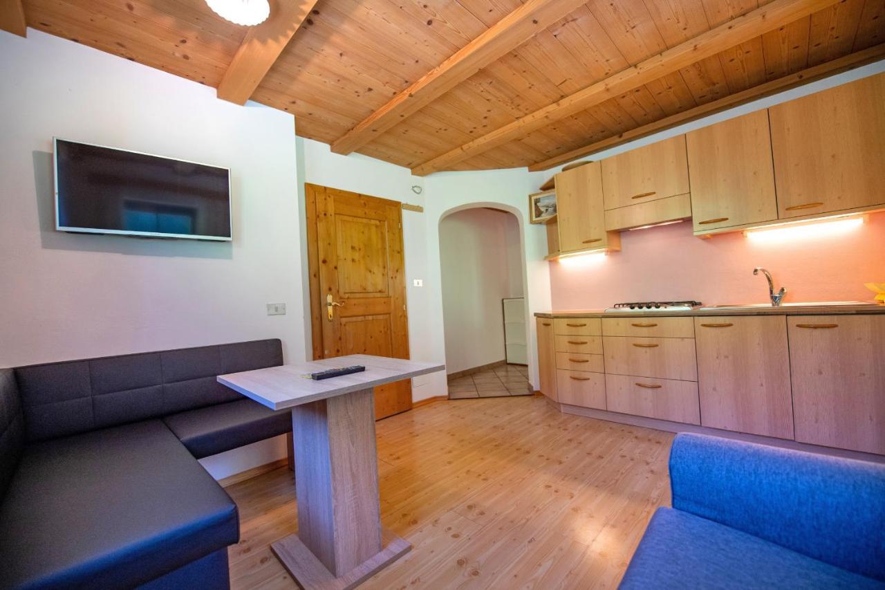 Agriturismo Apartments Tuene Ortisei Kültér fotó