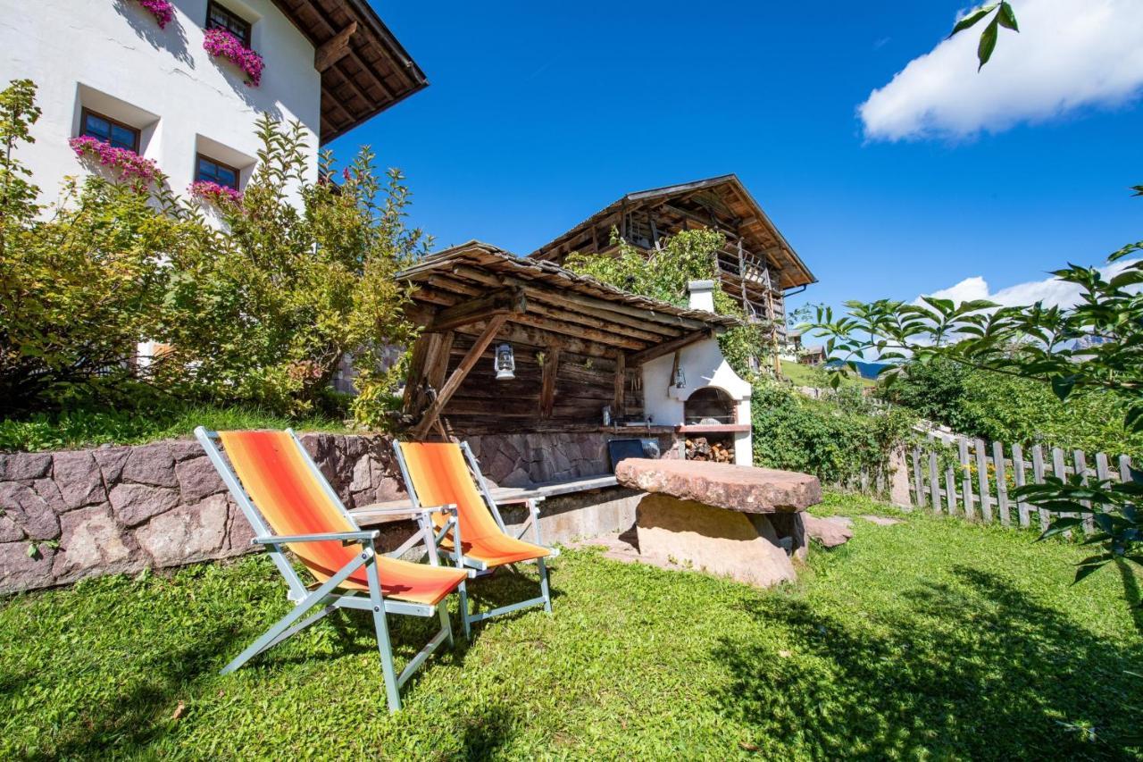 Agriturismo Apartments Tuene Ortisei Kültér fotó