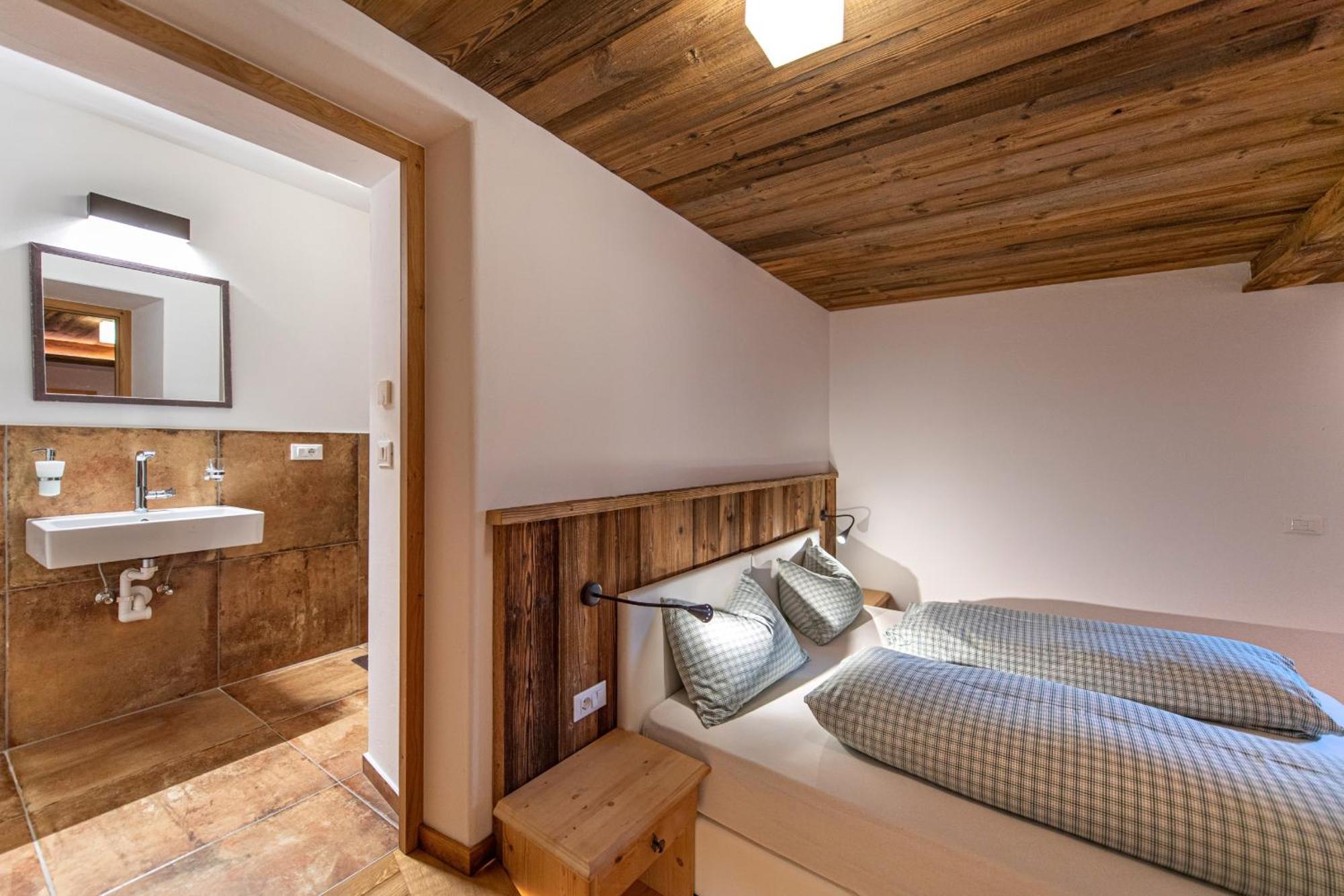 Agriturismo Apartments Tuene Ortisei Kültér fotó