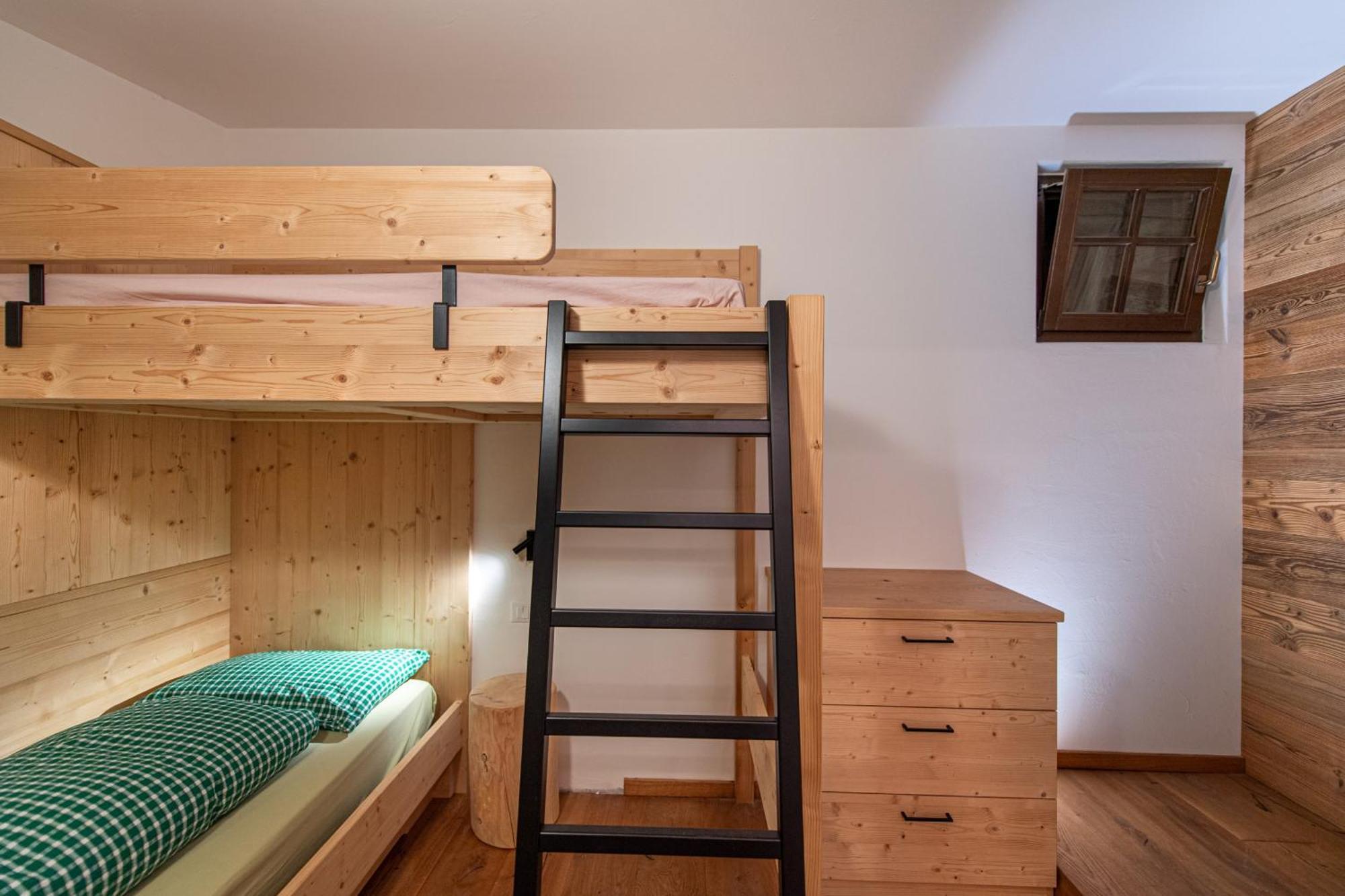Agriturismo Apartments Tuene Ortisei Kültér fotó