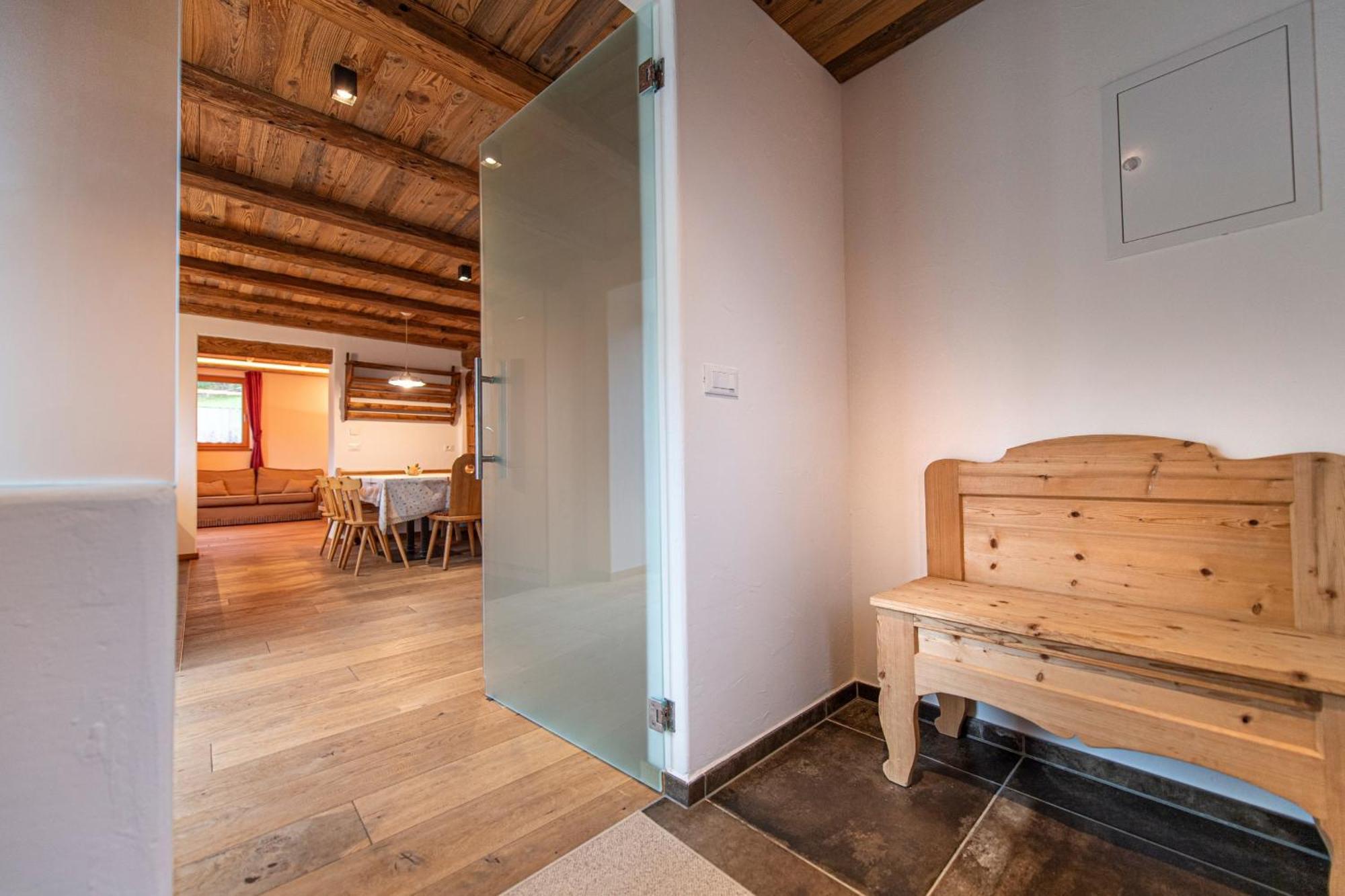 Agriturismo Apartments Tuene Ortisei Kültér fotó